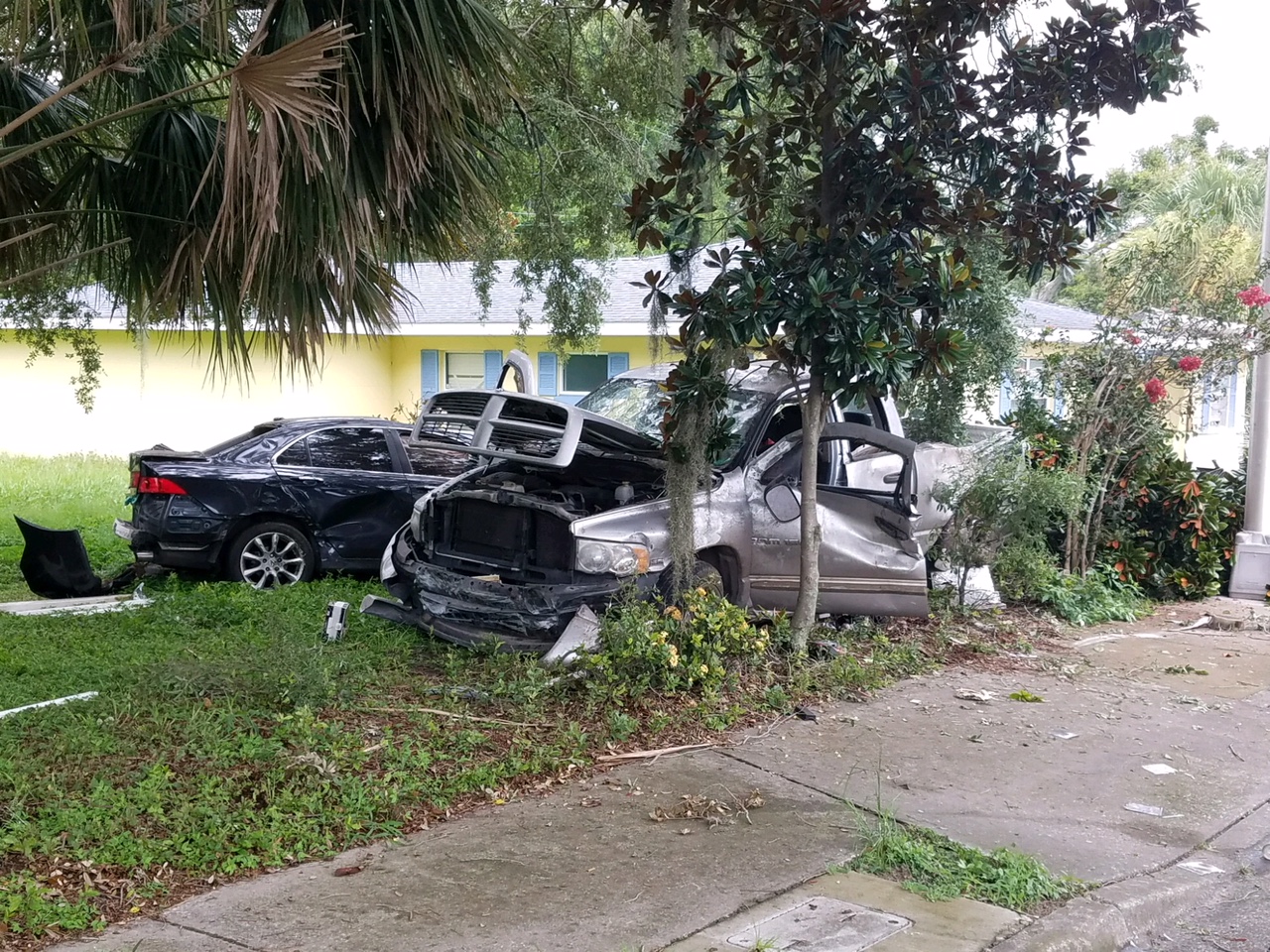 PCSO Investigating TwoVehicle Crash in Lakeland With One Fatality